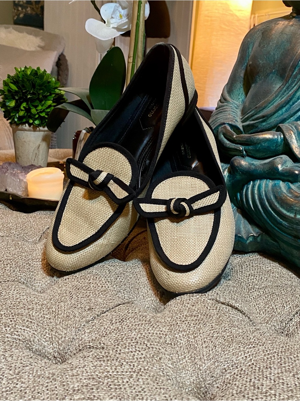 Liz Claiborne Granby Beige and Black Knot-Trim Loafers
